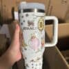 Cute bear and honey jar design on thermos, peaceful and adorable.