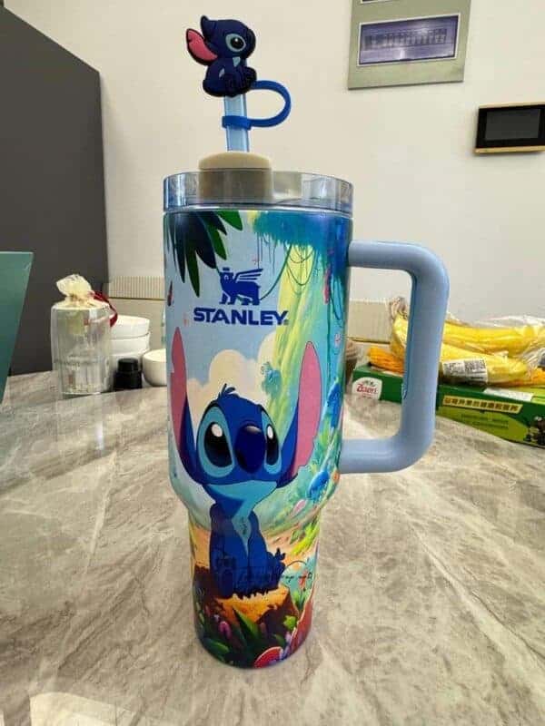 Colorful Stitch cartoon mug with lid, silicone straw, and lid handle for kids or adults.