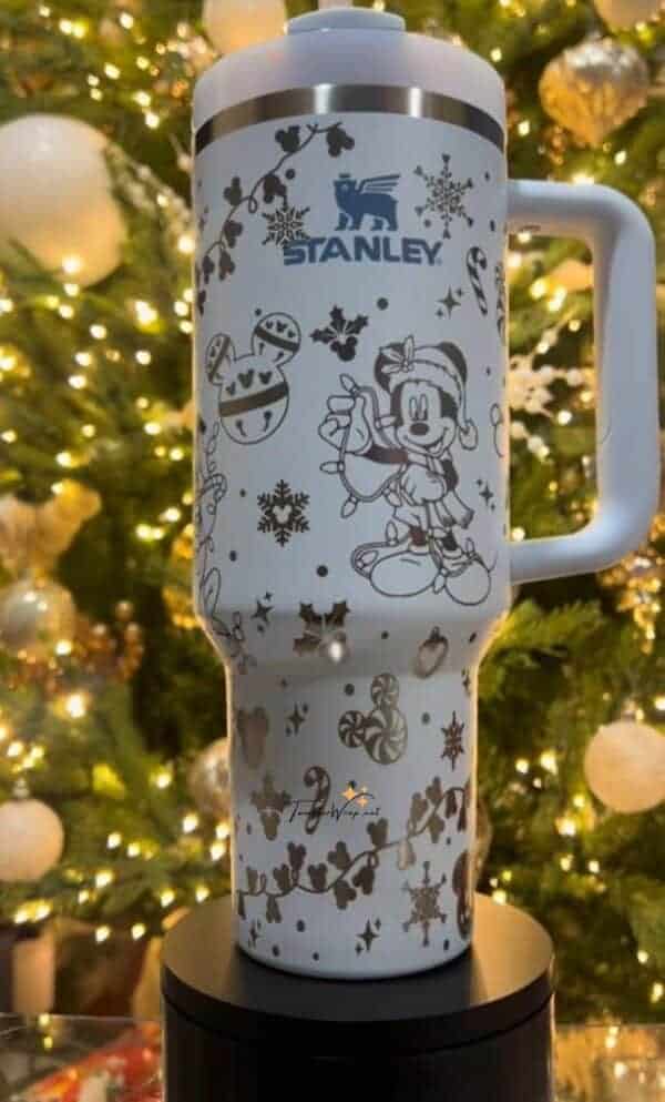 Christmas holiday mug with Minnie Mouse and holiday decor.