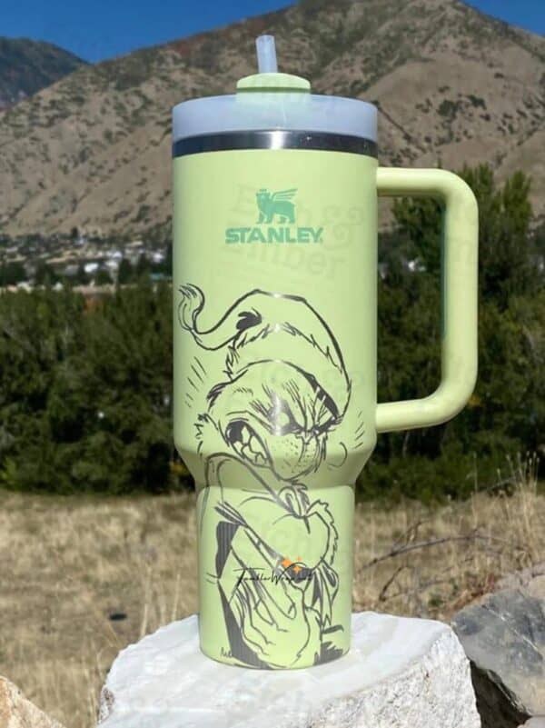 Stylish illustrated peace sign on travel mug.