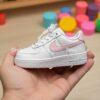 Hand-Painted Daisy Air Force 1 Sneakers: Custom Floral Toddler Shoes - Image 2
